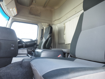 日野 プロフィア ウイング車 大型 QKG-FW1EXBG 年式 H25[写真33]