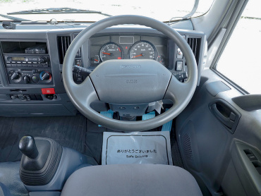 いすゞ エルフ バン車 小型 TKG-NMR85AN 年式 H25[写真24]