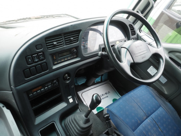 いすゞ ギガ ウイング車 大型 LKG-CYJ77A 年式 H24[写真19]