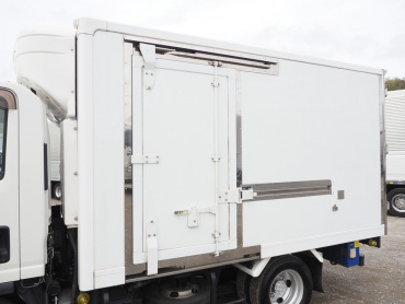 いすゞ エルフ 冷凍バン 小型 TPG-NLR85AN 年式 H28[写真11]