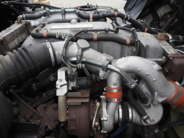 いすゞ ギガ ウイング車 大型 QPG-CYJ77B 年式 H28[写真38]