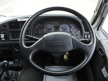 いすゞ ギガ ウイング車 大型 QKG-CYJ77A 年式 H26[写真20]
