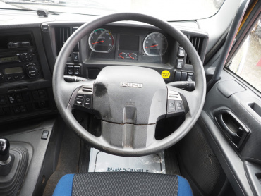 いすゞ ギガ 平ボディ 大型 QKG-CYJ77B 年式 H28[写真25]