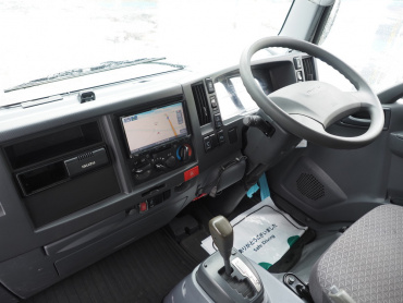 いすゞ エルフ ウイング車 小型 TRG-NPR85AN 年式 H30[写真32]