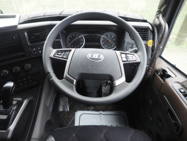 UDトラックス クオン トラクタ 大型 2PG-GK5AAB 年式 R1[写真24]