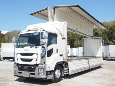 いすゞ ギガ 冷凍ウイング 大型 2PG-CYL77C 年式 R1[写真02]