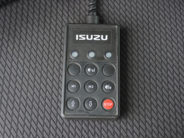 いすゞ ギガ 冷凍バン 大型 QPG-CYJ77B 年式 H28[写真27]