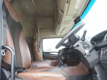 日野 プロフィア ウイング車 大型 2DG-FW1AHG 年式 H30[写真29]