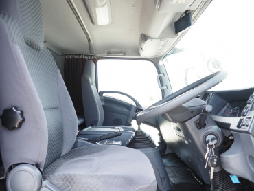 いすゞ フォワード ウイング車 中型 TKG-FRR90T2 年式 H29[写真30]