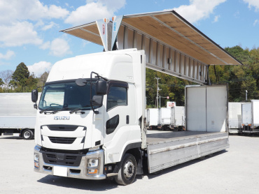 いすゞ ギガ ウイング車 大型 2PG-CYJ77C 年式 R2[写真02]