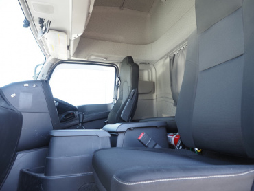いすゞ ギガ ウイング車 大型 2PG-CYJ77C 年式 R2[写真42]