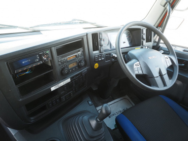 いすゞ ギガ ウイング車 大型 QKG-CYJ77B 年式 H28[写真33]
