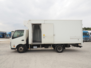 日野 デュトロ 冷凍バン 小型 TPG-XZU712M 年式 H30[写真11]