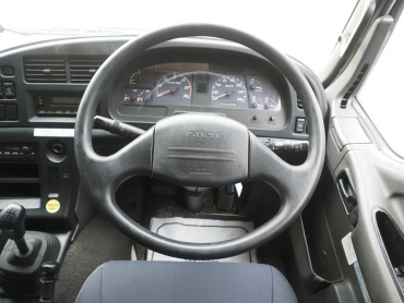 いすゞ ギガ ウイング車 大型 QKG-CYJ77A 年式 H26[写真32]