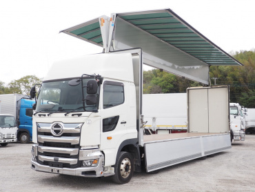 日野 プロフィア ウイング車 大型 2DG-FW1AHG 年式 R1[写真02]