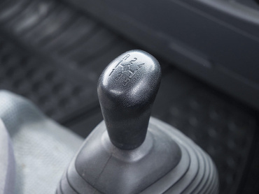 いすゞ エルフ 冷凍バン 小型 TKG-NHS85AN 年式 H25[写真28]