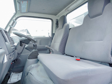 いすゞ エルフ 冷凍バン 小型 TKG-NHS85AN 年式 H25[写真31]