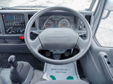 いすゞ エルフ 冷凍バン 小型 TKG-NHS85AN 年式 H25[写真26]