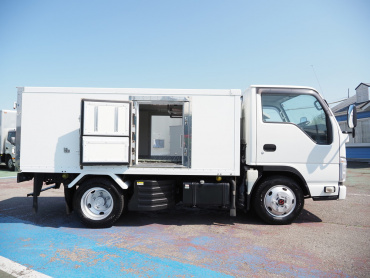 いすゞ エルフ 冷凍バン 小型 TKG-NHS85AN 年式 H25[写真10]