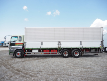 いすゞ ギガ ウイング車 大型 QKG-CYL77AA 年式 H26[写真18]