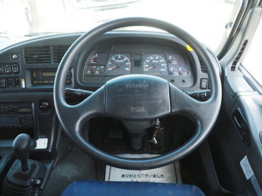 いすゞ ギガ ウイング車 大型 QKG-CYL77AA 年式 H26[写真39]
