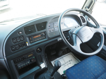 いすゞ ギガ ウイング車 大型 QKG-CYL77AA 年式 H26[写真40]