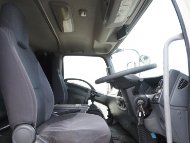 いすゞ フォワード ウイング車 中型 TKG-FRR90S2 年式 H27[写真22]