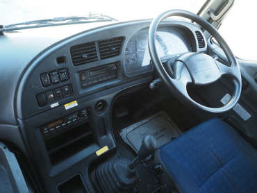 いすゞ ギガ ウイング車 大型 LKG-CYJ77AA 年式 H23[写真30]
