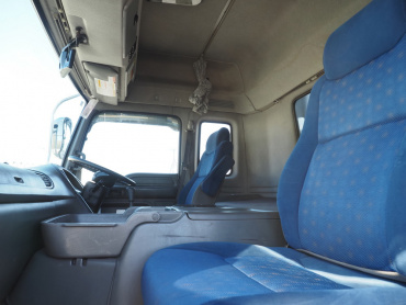 いすゞ ギガ ウイング車 大型 LKG-CYJ77AA 年式 H23[写真37]