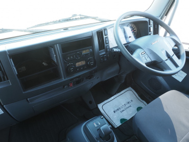 いすゞ フォワード ウイング車 中型 2RG-FRR90T2 年式 H30[写真30]