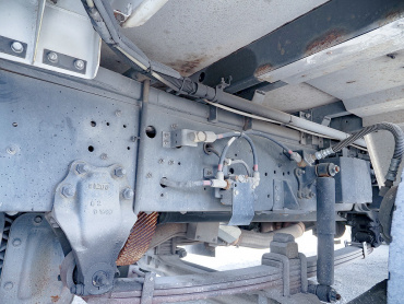 いすゞ ギガ ウイング車 大型 LKG-CYJ77A 年式 H24[写真44]
