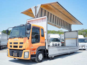 いすゞ ギガ ウイング車 大型 LKG-CYJ77A 年式 H24[写真02]