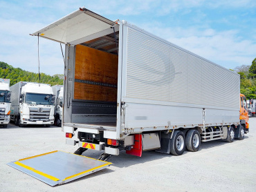 いすゞ ギガ ウイング車 大型 LKG-CYJ77A 年式 H24[写真26]