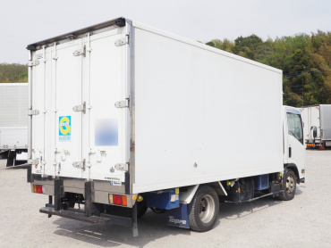 いすゞ エルフ 冷凍バン 小型 TPG-NPR85AN 年式 H29[写真04]