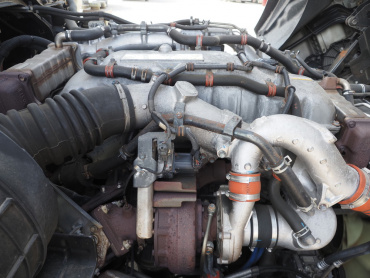 いすゞ ギガ 冷凍ウイング 大型 QKG-CYJ77B 年式 H29[写真45]
