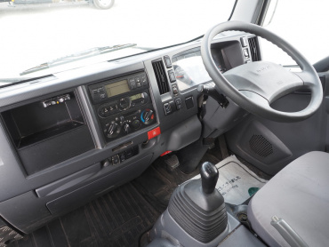 いすゞ エルフ 冷凍バン 小型 TPG-NLR85AN 年式 H28[写真24]