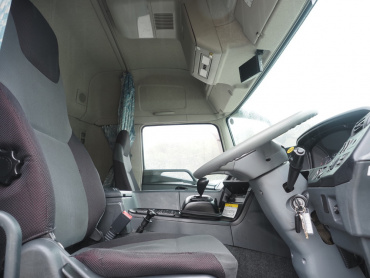 三菱ふそう スーパーグレート ウイング車 大型 QKG-FS54VZ 年式 H26[写真27]