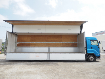 いすゞ ギガ ウイング車 大型 2PG-CYJ77C 年式 R1[写真10]