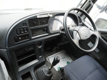 いすゞ ギガ ウイング車 大型 LKG-CYJ77A 年式 H23[写真31]
