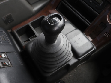 いすゞ ギガ ウイング車 大型 QKG-CYJ77A 年式 H25[写真34]