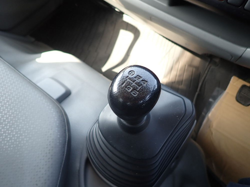 日野 デュトロ バン車 小型 TKG-XZC600M 年式 H28[写真10]