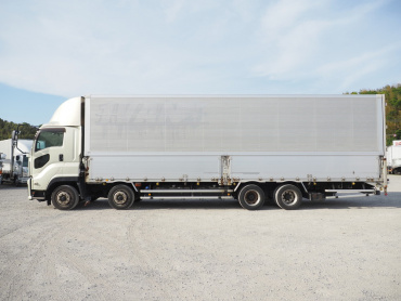 いすゞ ギガ ウイング車 大型 QKG-CYJ77B 年式 H28[写真13]