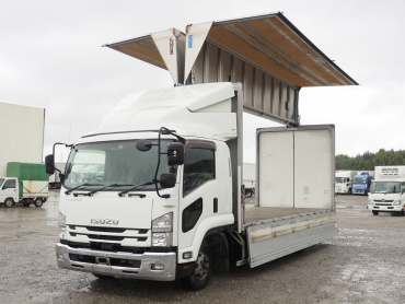 いすゞ フォワード ウイング車 中型 TKG-FRR90T2 年式 H29[写真02]