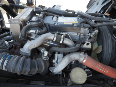 いすゞ フォワード 冷凍バン 中型 TKG-FRR90S2 年式 H30[写真35]