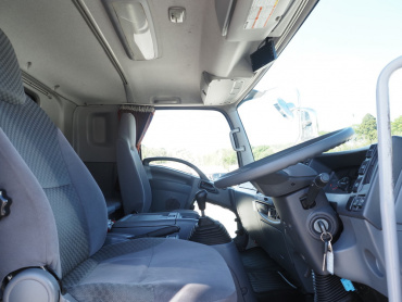 いすゞ フォワード ウイング車 中型 TKG-FRR90T2 年式 H29[写真28]
