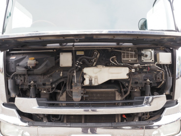 UDトラックス クオン 冷凍ウイング 大型 QKG-CG5ZA 年式 H27[写真40]
