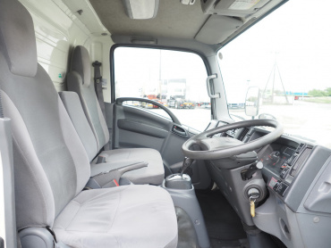 いすゞ エルフ 冷凍バン 小型 TPG-NLR85AN 年式 H29[写真21]