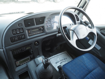 いすゞ ギガ ウイング車 大型 QKG-CYJ77A 年式 H27[写真30]