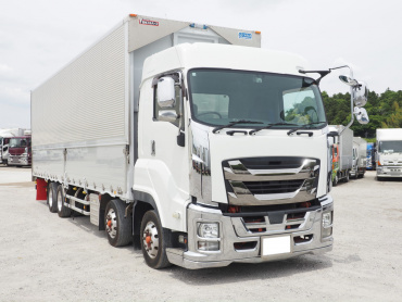 いすゞ ギガ ウイング車 大型 QKG-CYJ77B 年式 H28[写真04]