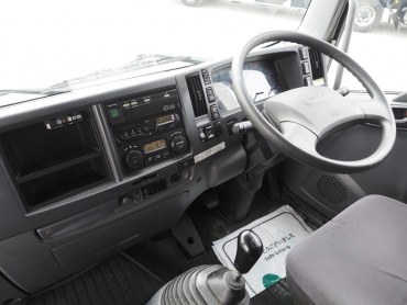 いすゞ フォワード ウイング車 中型 TKG-FRR90T2 年式 H27[写真26]